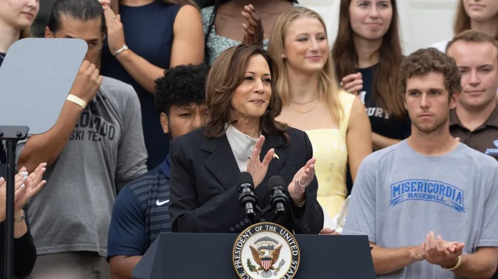 Cựu Phó Tổng thống Mỹ Kamala Harris. Ảnh: XINHUA 