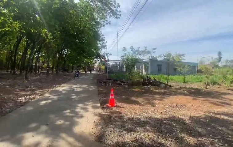 Bị chém chết khi dẫn vợ đi giải quyết mâu thuẫn với chồng cũ