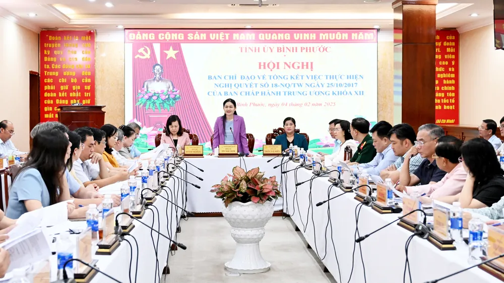 Bình Phước: 10 cán bộ lãnh đạo cấp sở, ngành tự nguyện xin nghỉ hưu trước tuổi