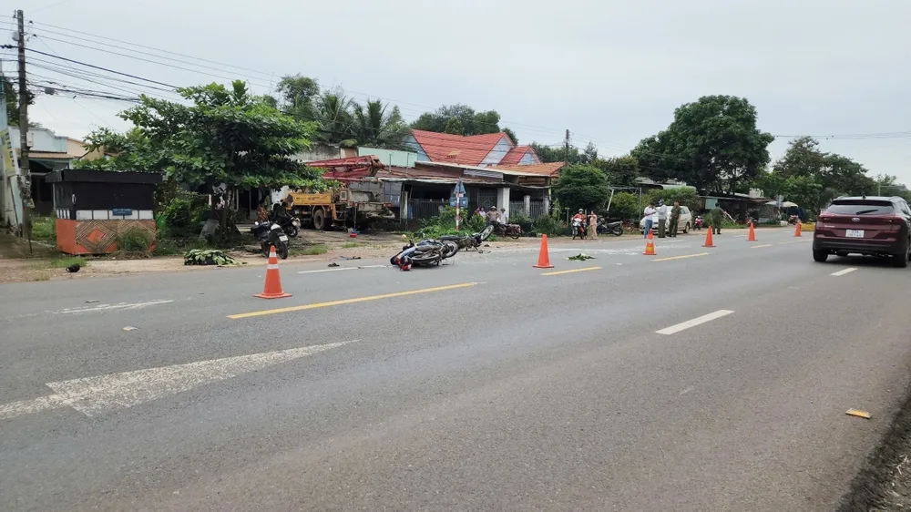 Tai nạn nghiêm trọng trên Quốc lộ 14 khiến 2 người tử vong