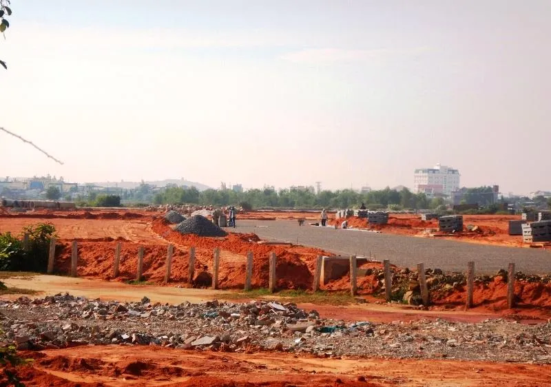 Nhiều dự án bất động sản chưa đủ điều kiện kinh doanh đã rao bán, nhận giữ chỗ tràn lan.