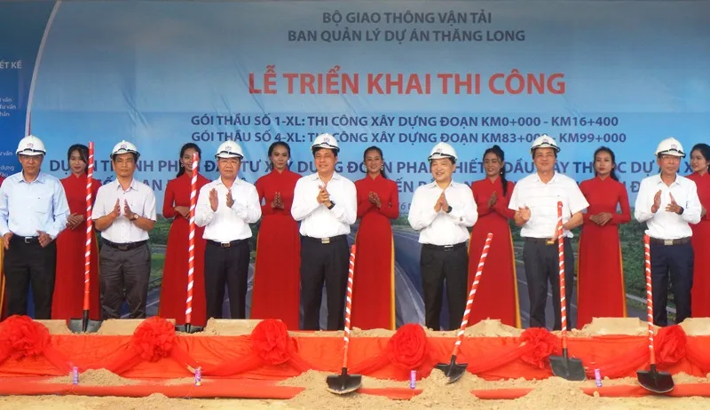 Chính thức triển khai thi công 2 gói thầu (1-XL và 4-XL) nằm trong Dự án thành phần đầu tư xây dựng đoạn Phan Thiết - Dầu Giây.