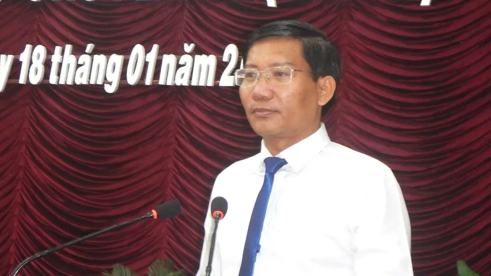 Ông Nguyễn Hoài Anh, Phó Bí thư Thường trực Tỉnh ủy Bình Thuận được bầu giữ chức Chủ tịch HĐND tỉnh. (Ảnh chụp tại Kỳ họp thứ 8 - HĐND tỉnh Bình Thuận khóa X).