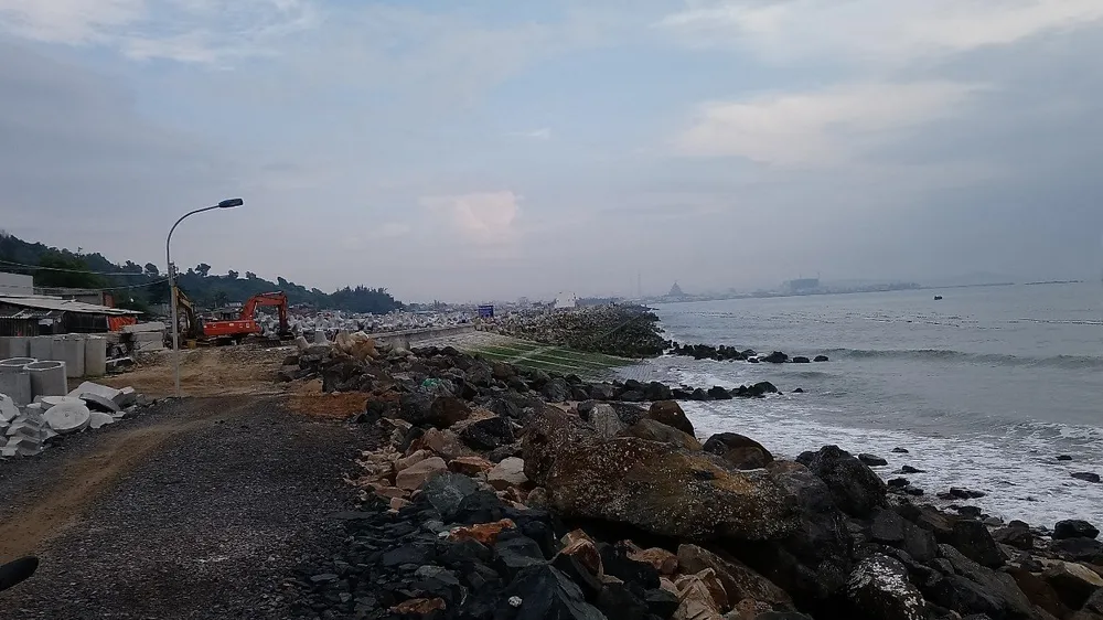 Đoạn kè chống biển xâm thực 350m bị làm sai vị trí