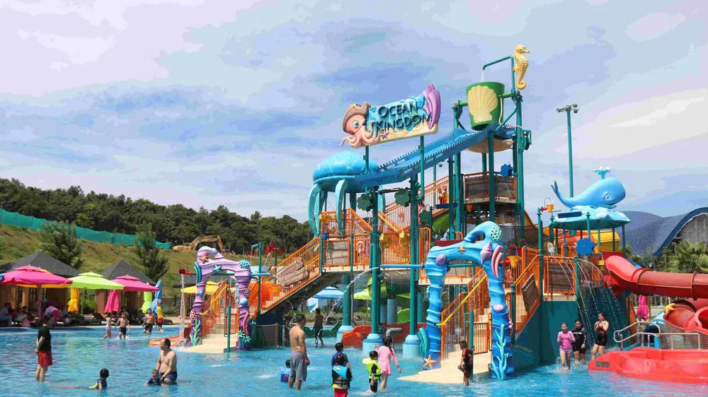 Một góc công viên nước Wonderland Water Park tại tỉnh Bình Thuận