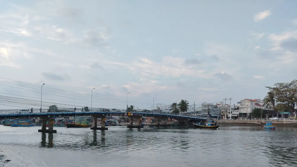 Người đàn ông ở Bạc Liêu cho rằng dưới sông Cà Ty (Bình Thuận) đang chôn giấu 3 tấn vàng và vật quý