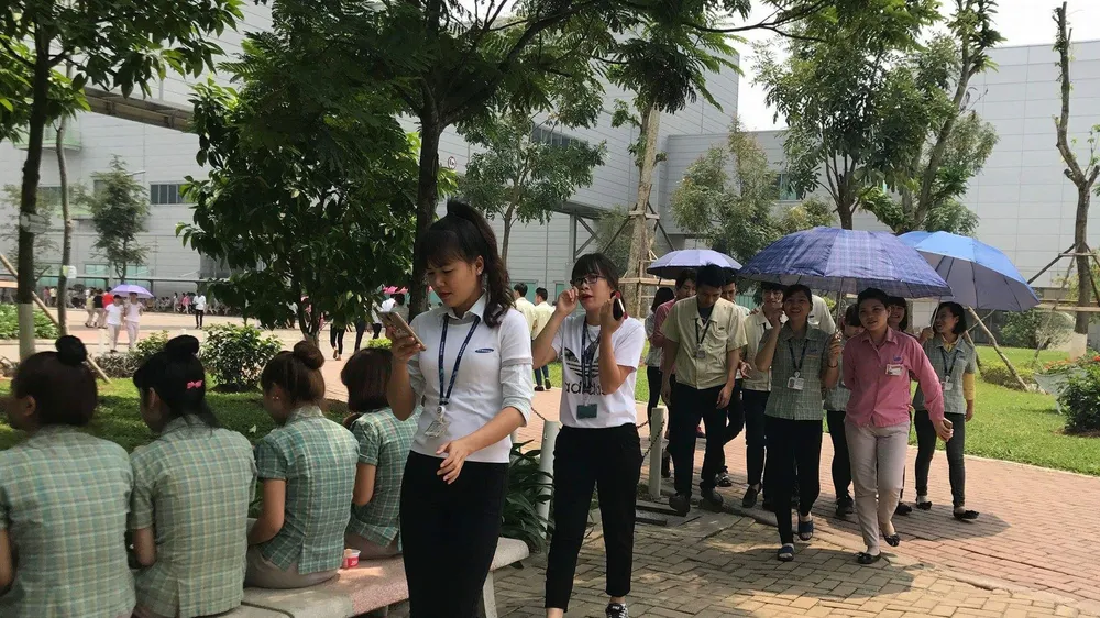 Công nhân nhà máy Samsung SEVT (Thái Nguyên) trong giờ nghỉ trưa.