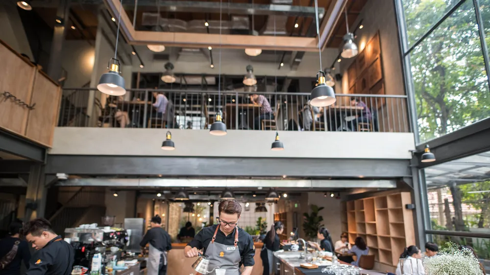 Vượt mốc 80 cửa hàng cà phê, The Coffee House mở không gian "cà phê hội nhập"