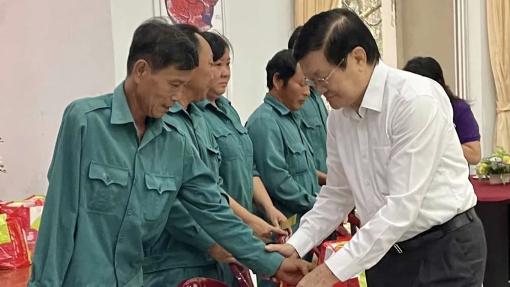 Chở xuân yêu thương về đảo nhỏ Cần Giờ
