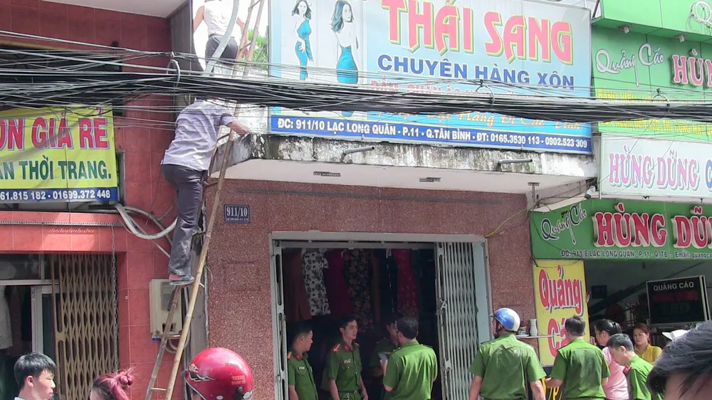 Công an phong toả hiện trường