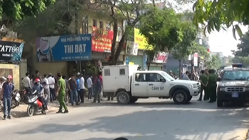 Bắt đối tượng, giải cứu thành công con tin tại Hà Nội 