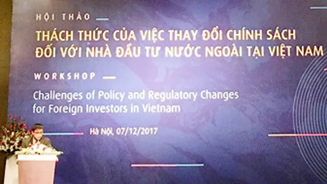 Rủi ro thay đổi chính sách từ góc nhìn của nhà đầu tư nước ngoài