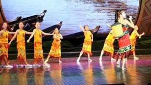 Hội Văn học nghệ thuật các dân tộc thiểu số TPHCM kỷ niệm 25 năm thành lập