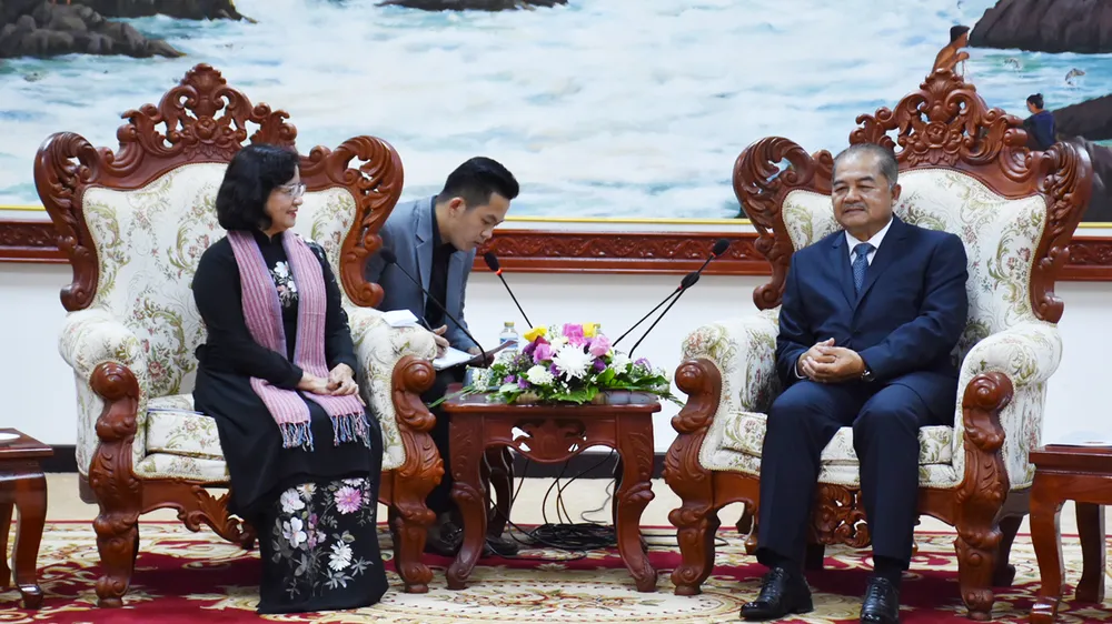 Đoàn cán bộ Tuyên giáo TPHCM giao lưu, trao đổi kinh nghiệm tại CHDCND Lào