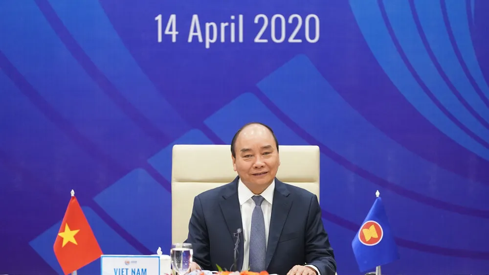 Thủ tướng Nguyễn Xuân Phúc, Chủ tịch ASEAN 2020, phát biểu tại Hội nghị trực tuyến Cấp cao đặc biệt ASEAN về ứng phó dịch Covid-19. Ảnh: QUANG PHÚC