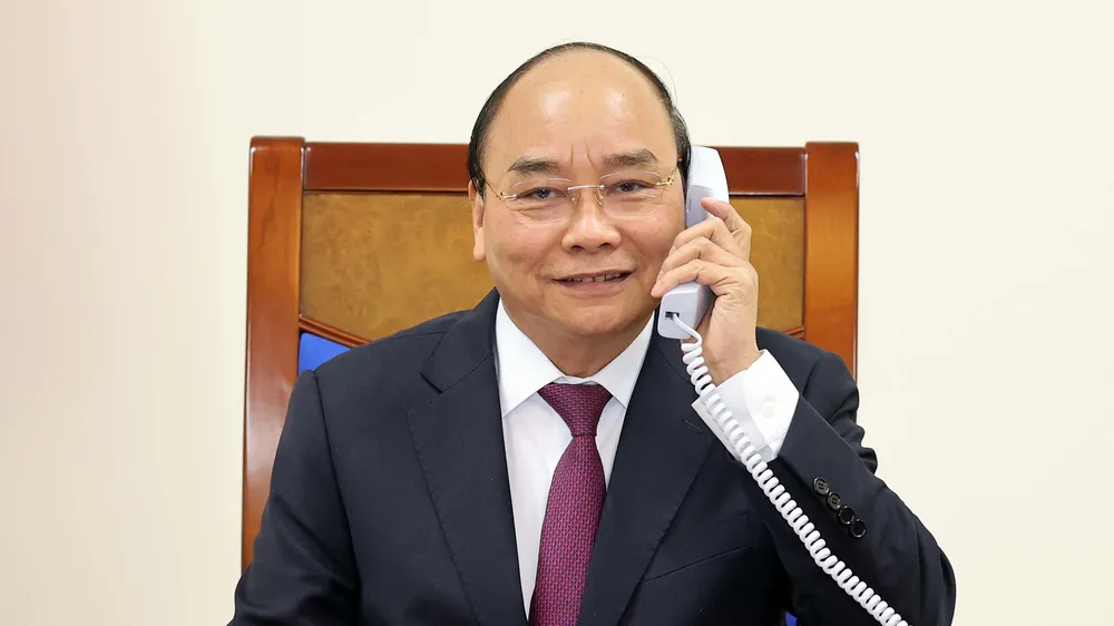 Thủ tướng Nguyễn Xuân Phúc điện đàm với Thủ tướng Australia Scott Morrison để trao đổi về quan hệ song phương và các vấn đề khu vực, quốc tế cùng quan tâm. Ảnh: VGP