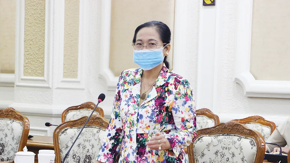 Đồng chí Nguyễn Thị Lệ phát biểu tại buổi làm việc