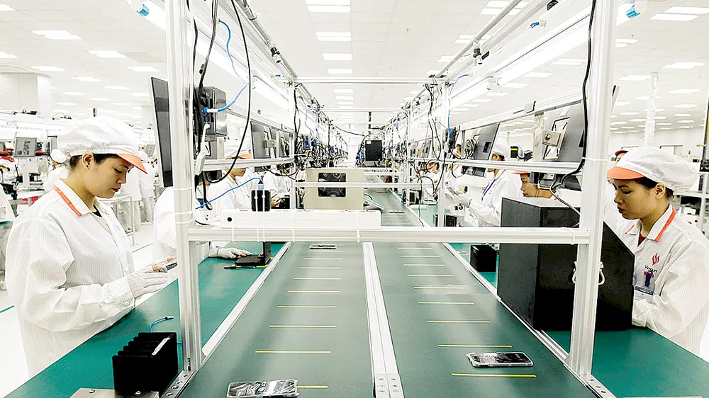 Nhà máy sản xuất điện thoại Vsmart của Tập đoàn Vingroup đặt tại Hải Phòng, Việt Nam. Ảnh: Reuters