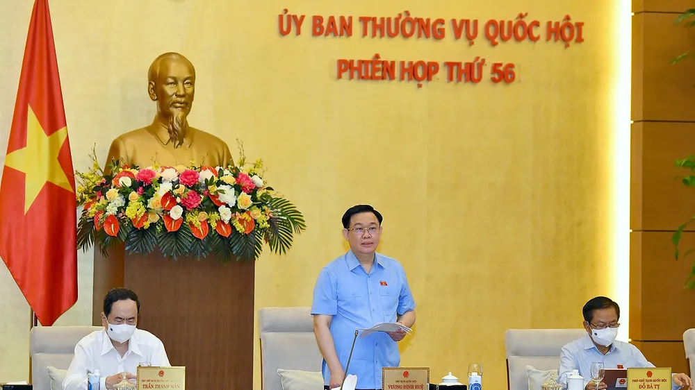 Chủ tịch Quốc hội Vương Đình Huệ phát biểu tại phiên họp. Ảnh: QUANG PHÚC