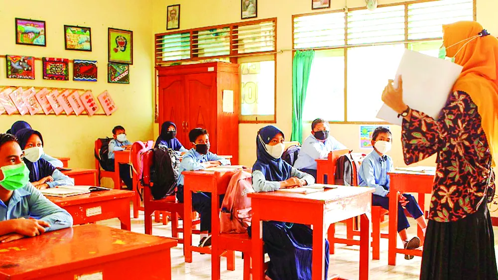 Một lớp học trực tiếp ở khu vực chưa bùng dịch Covid-19 tại Indonesia