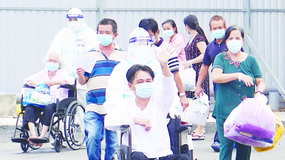 TPHCM hơn 5 tháng gồng mình chống dịch: Thêm nhiều tín hiệu lạc quan