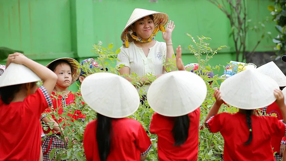 Giáo viên mầm non: Gắn bó với nghề bằng tình yêu thương