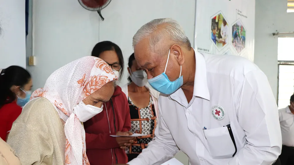 Niềm vui đón tết của người nghèo