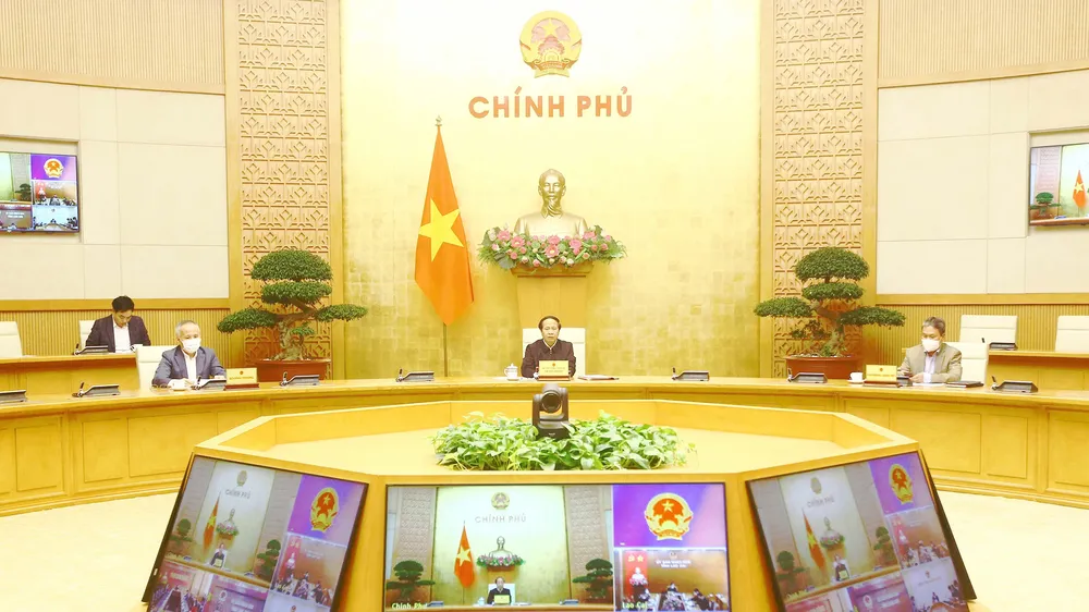 Phó Thủ tướng Lê Văn Thành phát biểu tại buổi họp