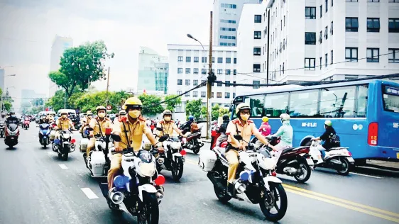 Gác cho người dân vui lễ 
