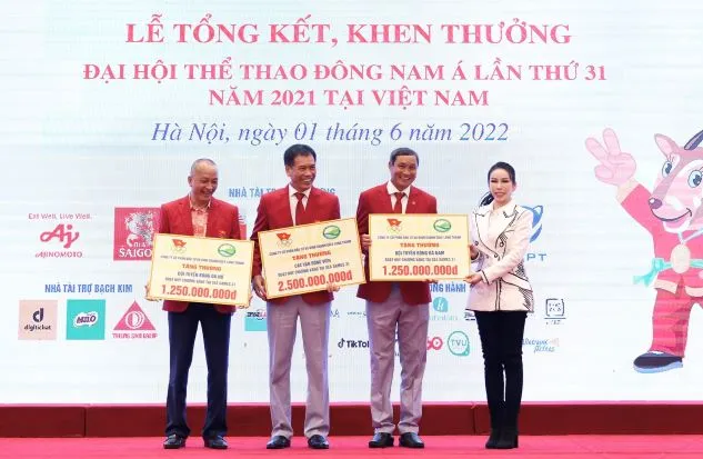 GOLF Long Thành trao thưởng 5 tỷ đồng cho các vận động viên có thành tích xuất sắc tại SEA Games 31