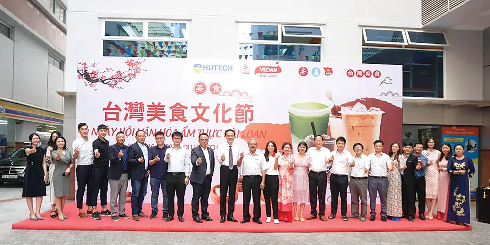 Vedan Việt Nam đồng hành cùng “Ngày hội Văn hóa Ẩm thực Đài Loan” tại Trường Đại học HUTECH TPHCM