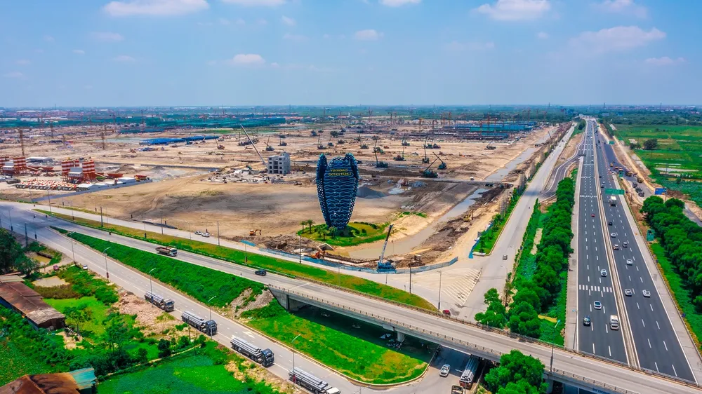 Sôi động “cuộc đua” sở hữu hàng hiệu Vinhomes Ocean Park 2 – The Empire