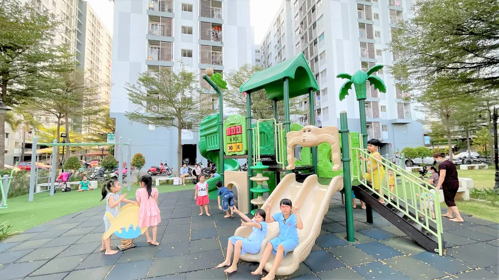 Nhà ở xã hội: Người thu nhập thấp khó với tới
