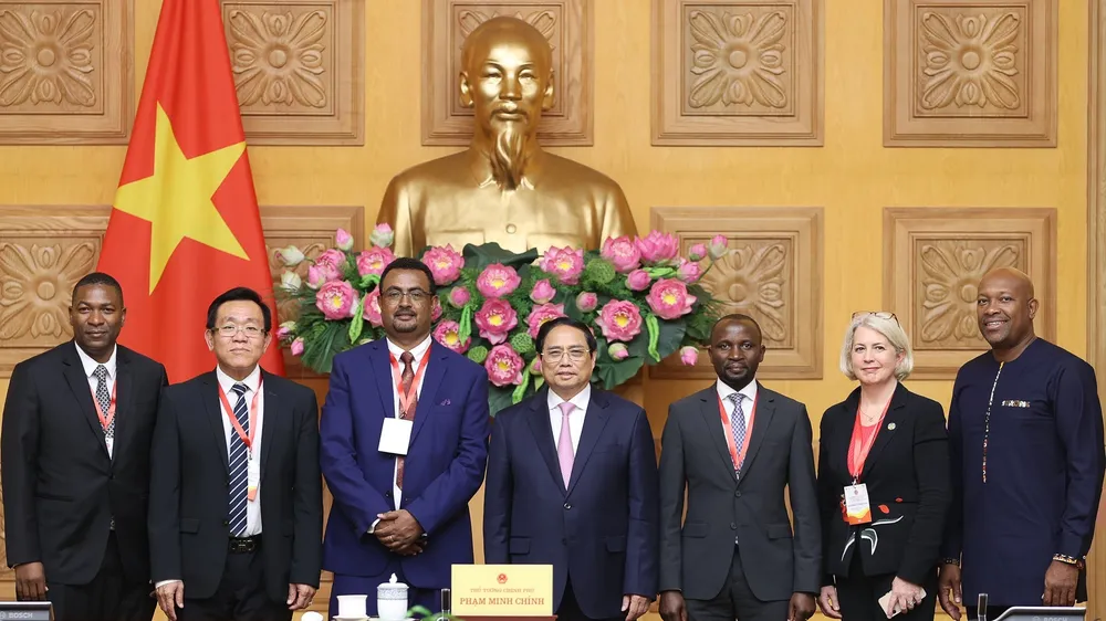 Thủ tướng Phạm Minh Chính tiếp lãnh đạo bộ nông nghiệp các nước dự Hội nghị toàn cầu lần thứ 4 hệ thống lương thực thực phẩm bền vững. Ảnh: VIẾT CHUNG