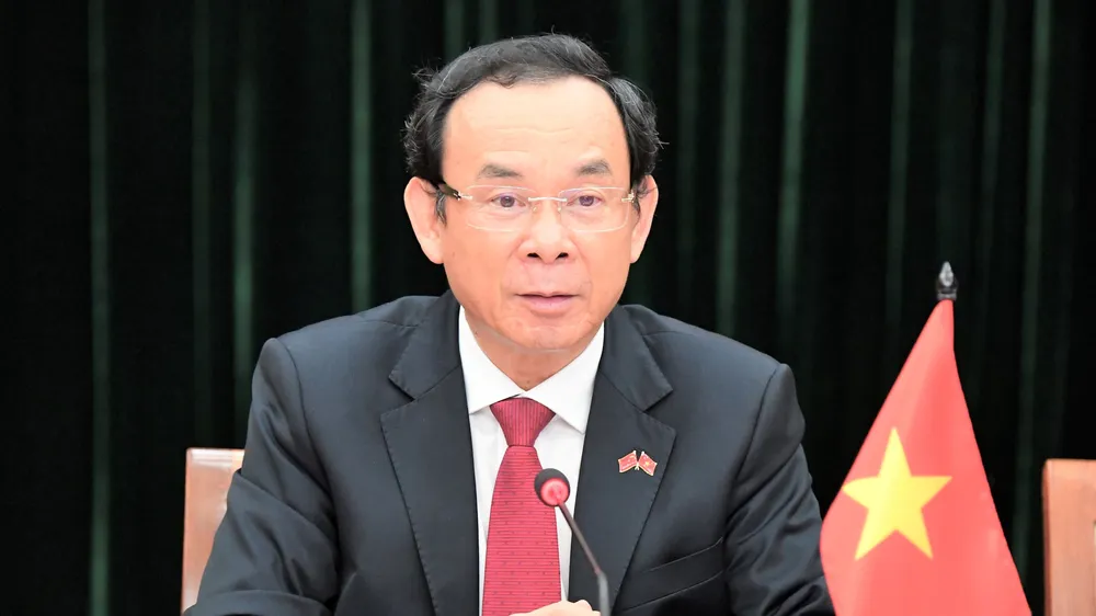 Bí thư Thành ủy TPHCM Nguyễn Văn Nên hội đàm trực tuyến với Bí thư Thành ủy Thượng Hải Trần Cát Ninh
