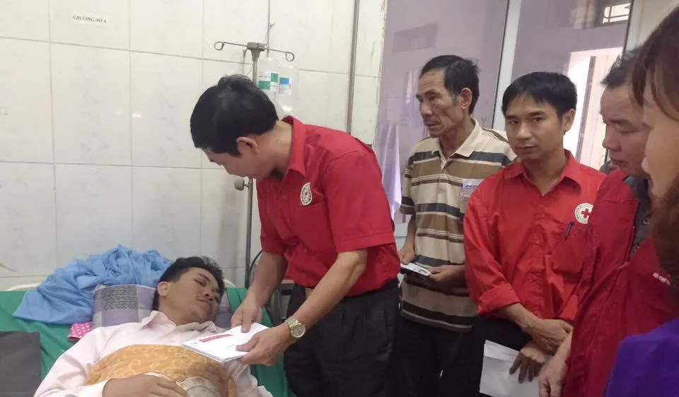 1 tỷ 50 triệu đồng hỗ trợ người dân bị thiệt hại do mưa lũ