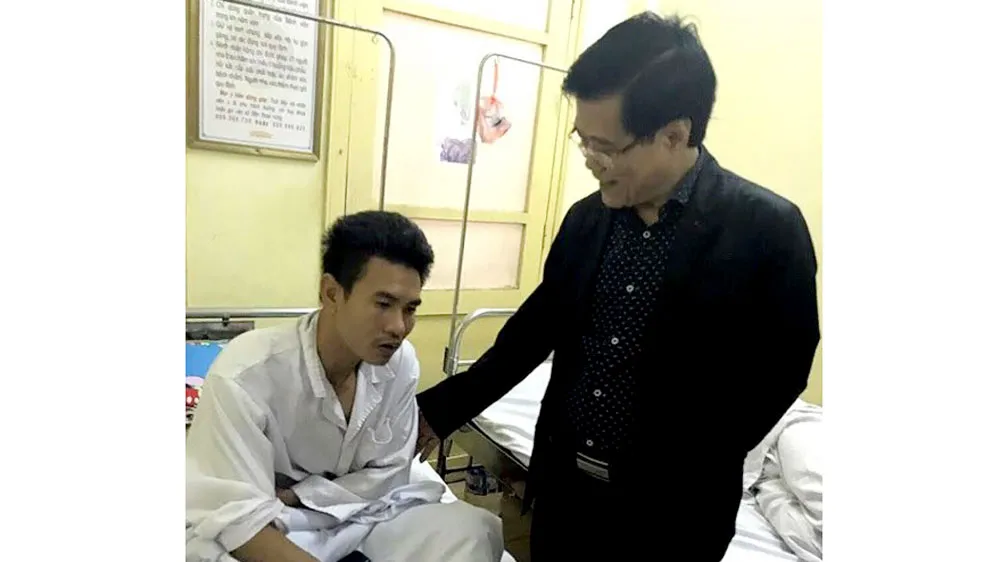 Đánh người nhà bệnh nhân, 2 bảo vệ Bệnh viện K bị đình chỉ công việc, xử theo pháp luật 