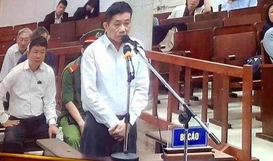 Nguyên kế toán trưởng PVN Ninh Văn Quỳnh khai chỉ nhận 20 tỷ đồng