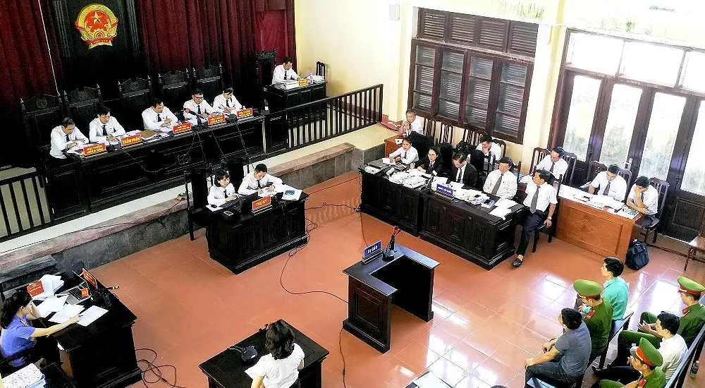 Xét xử vụ tai biến chạy thận ở Hòa Bình: Đề nghị xem xét trách nhiệm hình sự ông Trương Quý Dương