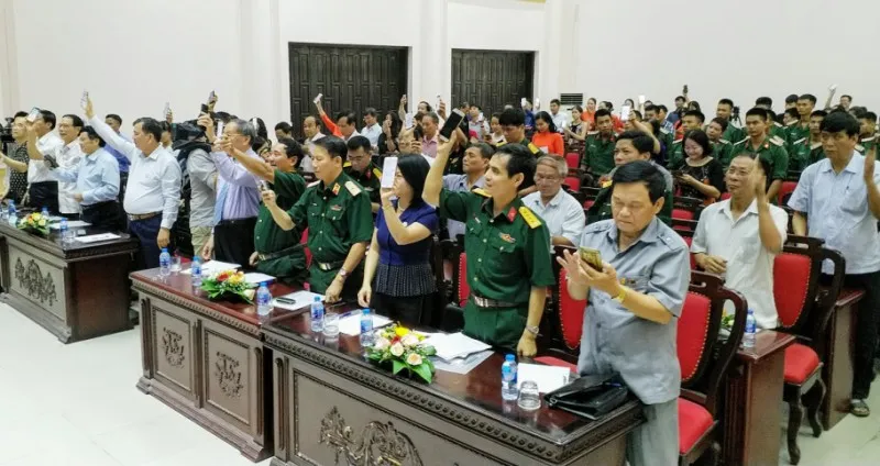 Cùng nhắn tin xoa dịu nỗi đau da cam
