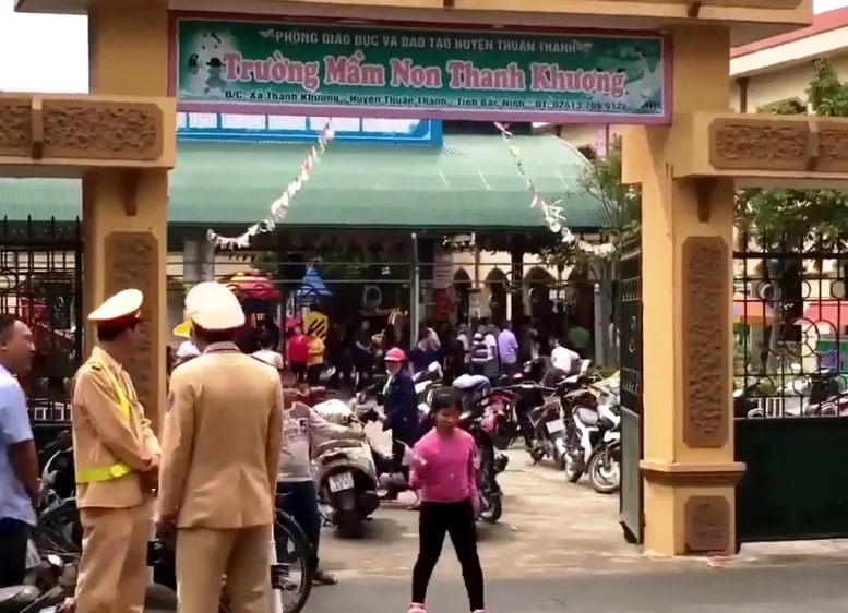Tiếp tục làm rõ nghi vấn thịt heo nhiễm sán, gà thối vào bếp ăn trường mầm non