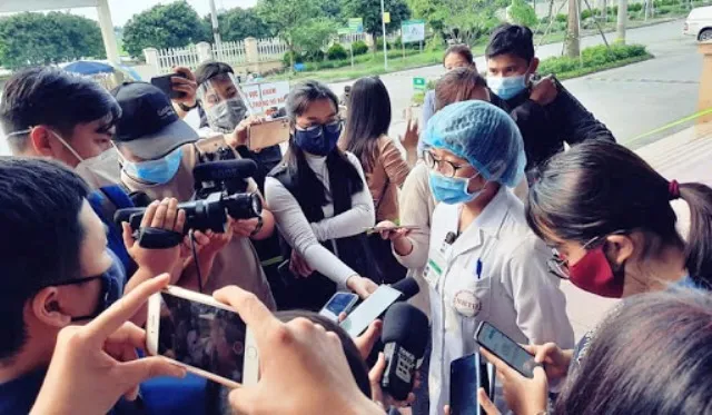 Báo chí tiên phong nơi tuyến đầu chống dịch Covid-19