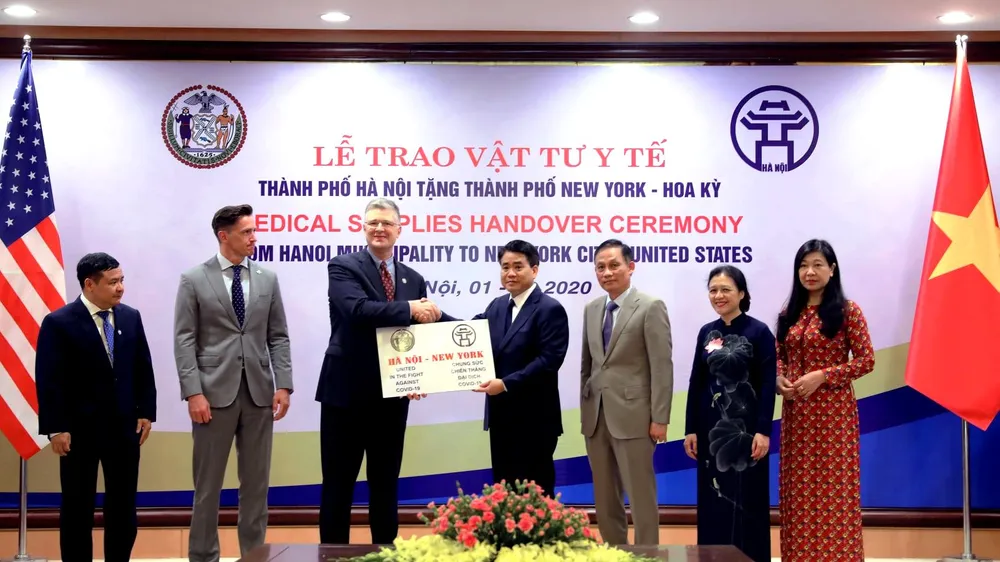 Đại sứ Hoa Kỳ ngưỡng mộ Việt Nam chống dịch Covid-19 thành công 