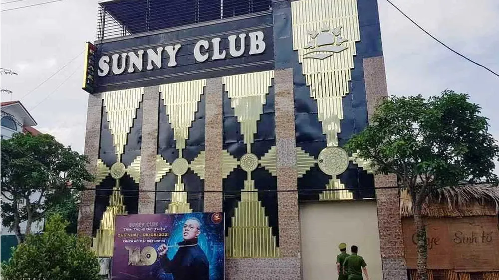 Sáng 3-5, không có ca mắc mới, truy vết F1, F2 của các nhân viên quán bar karaoke Sunny mắc Covid-19