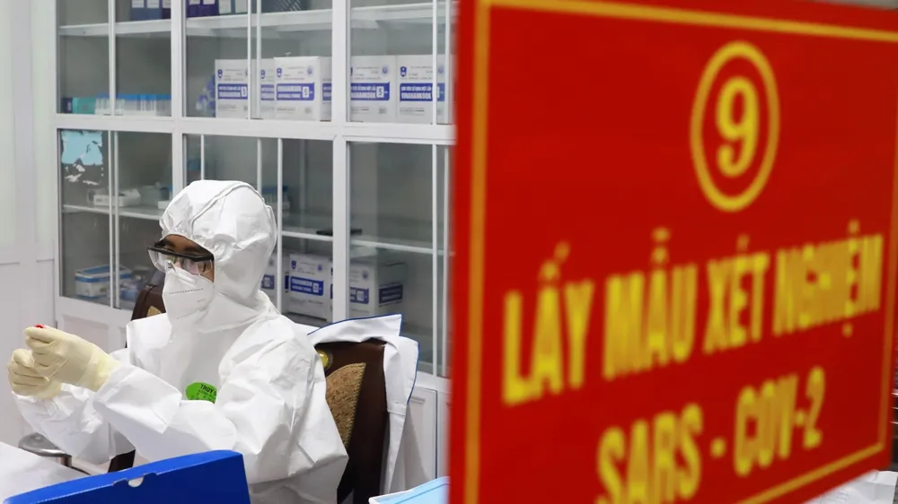 1 ca dương tính với virus SARS-CoV-2 đi lại nhiều nơi ở Hà Nội, Sa Pa trong dịp lễ 30-4 và 1-5 
