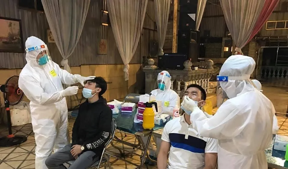Bộ trưởng Bộ Y tế: Chúng ta phải chịu đựng thiệt thòi, rủi ro nhưng không vì thế mà chùn bước