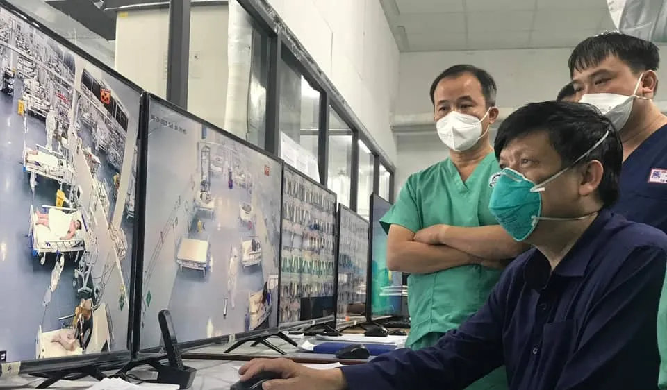 Bộ trưởng Bộ Y tế: Công tác chống dịch đang đi đúng hướng nhưng phải tiếp tục cầu thị