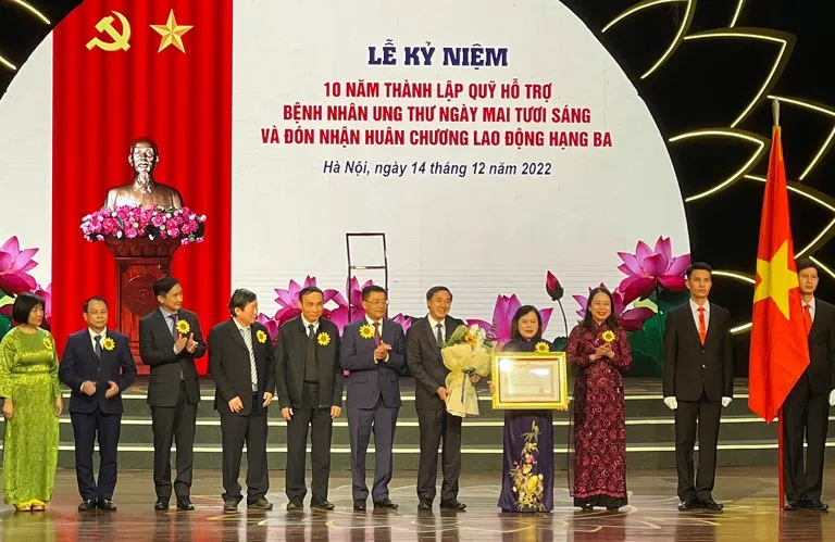 Hàng vạn bệnh nhân ung thư được tiếp thêm nghị lực và hy vọng