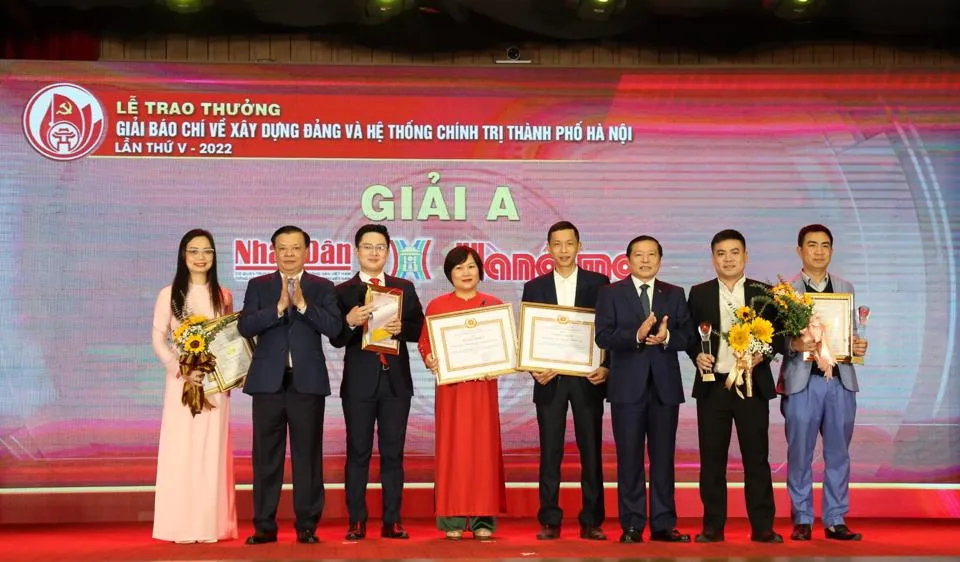 Hà Nội: Trao giải báo chí về xây dựng Đảng và hệ thống chính trị