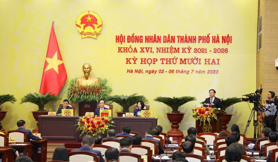 Chủ tịch Quốc hội: Tiếp tục hoàn thiện thể chế để kiến tạo phát triển Thủ đô
